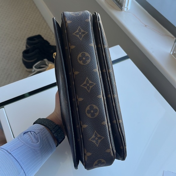 Louis Vuitton Pochette Métis w/ strap and dust bag! - Picture 7 of 12